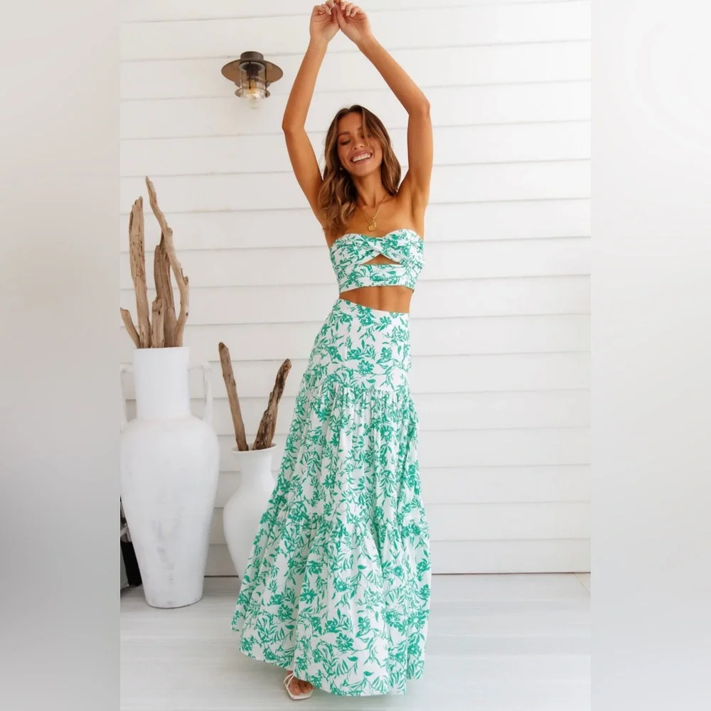 Floral Green Maxi Skirt - Picture 2 of 4